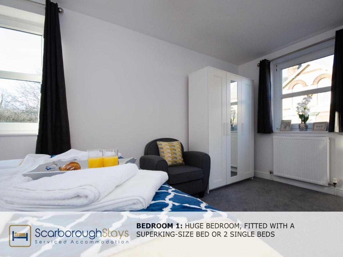 Hibernia Place, 3 Bedroom Townhouse With Patio & Seating Area - Free Parking Scarborough Exterior foto