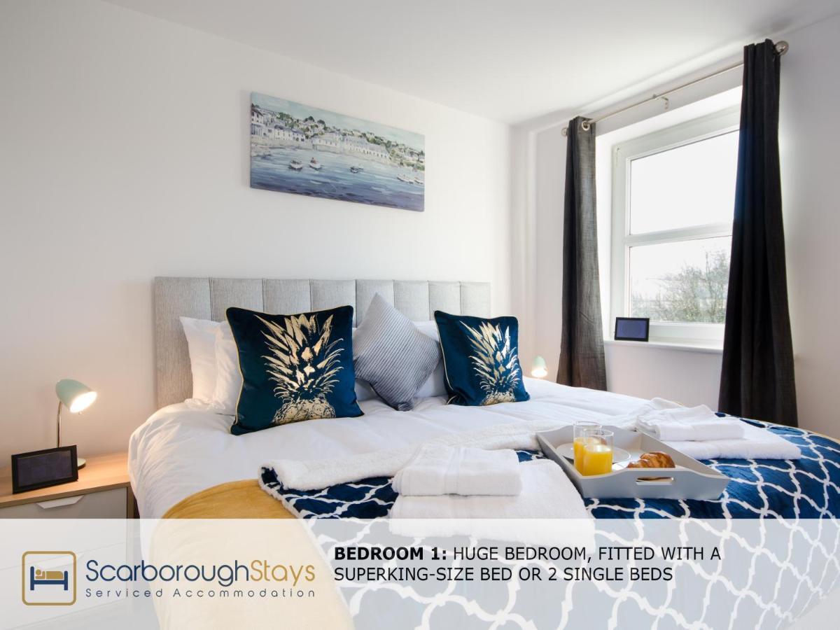 Hibernia Place, 3 Bedroom Townhouse With Patio & Seating Area - Free Parking Scarborough Exterior foto